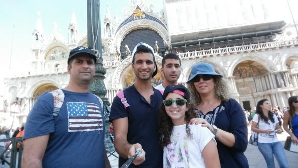 משפחת בלו, עם שקד. צילום ביתי