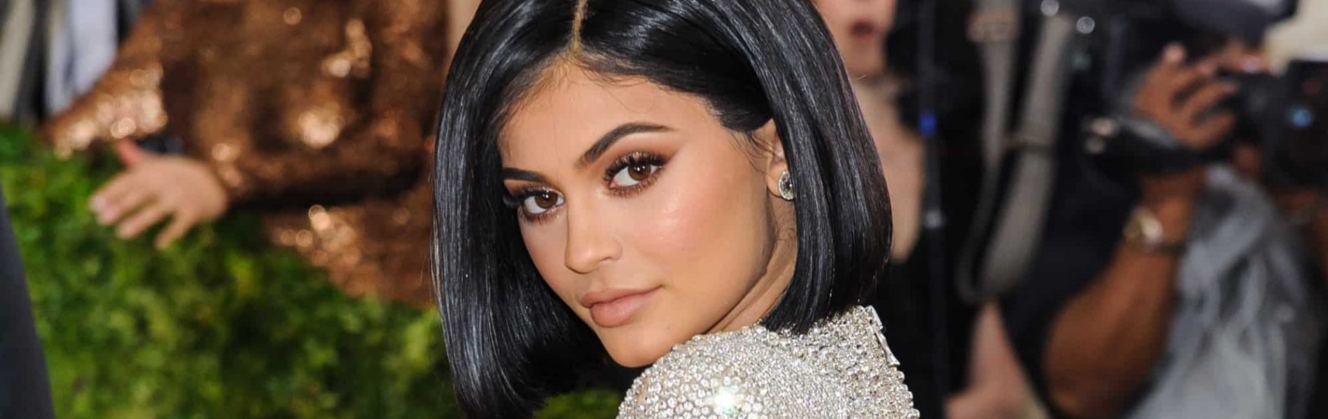 האחות הקטנה לבית קרדשיאן בדרך למועדון הגדולים