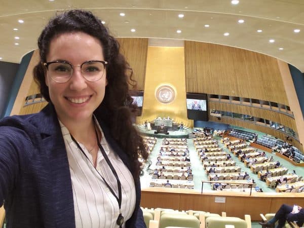 הרבה יותר מעניין ממה שנדמה לכם. פולינה קמפינסקי. צילום עצמי