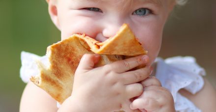 די לפיצה ולחביתה: טיפים לאכילה בריאה אצל ילדים