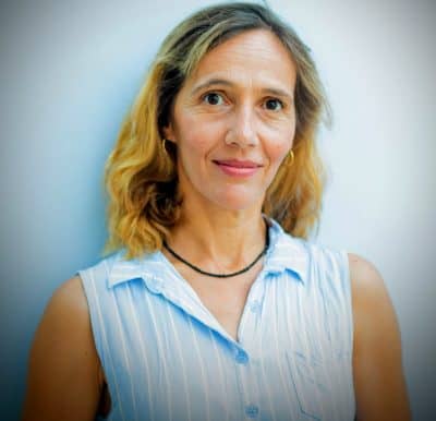 גלית אינברט: "אין לי עוררין על כך שהתעשייה הזו היא הכרחית, אבל מפעלים כאלה צריך להרחיק ממוקדי אוכלוסייה"