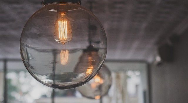 מנורות תקרה מעוצבות ויפות לבית