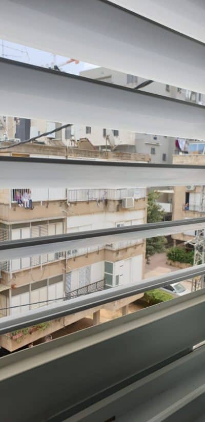 מהחלון של ציפי הורוביץ בבני ברק