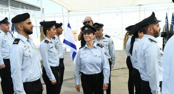 גונדר קטי פרי מקבלת את הפיקוד על מחוז דרום בשב"ס, הראשונה בתפקיד . אוג' 2019. צילום דוברות שב"ס