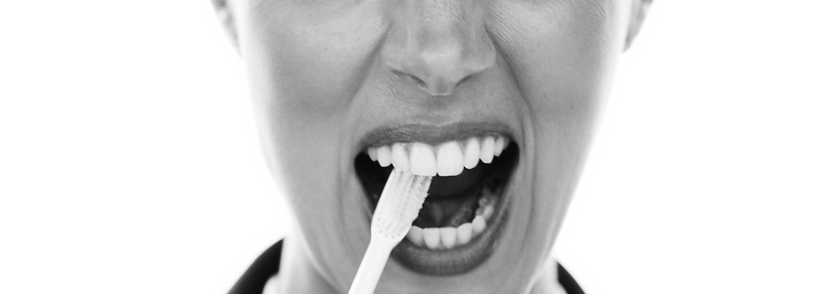 תשכחו כל מה שידעתם על צחצוח שיניים והיגיינת הפה