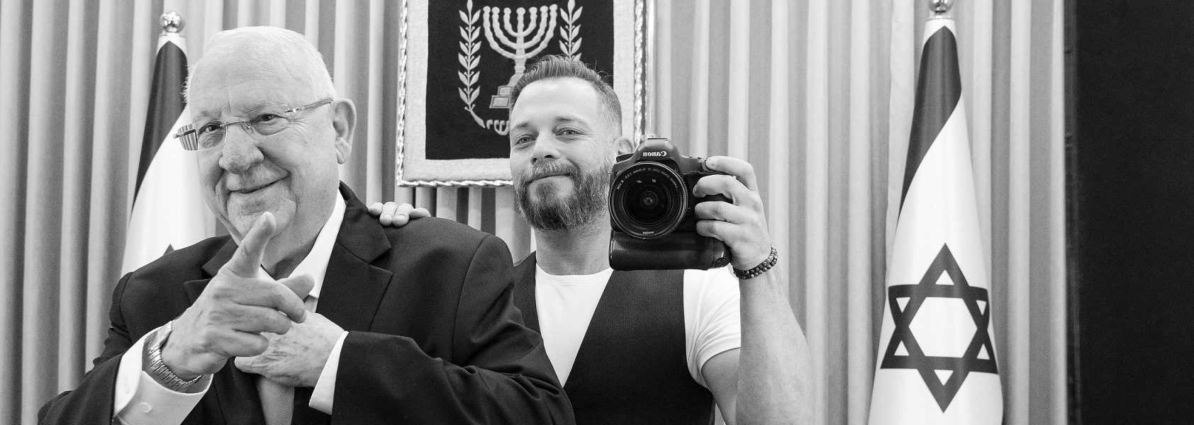 התערוכה שכולם חייבים לראות: איציק סעידיאן וחבריו הלומי הקרב לא לבד