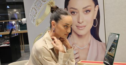 איך יודעים שבא הסתיו? החצבים פורחים, והקולקציות החדשות כבר בחנויות