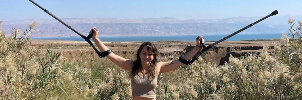 אסתי סגל: " שום בחורה בעולם כמוני עם קטיעה מעל הרגל לא יצאה לטייל לבד בעולם"