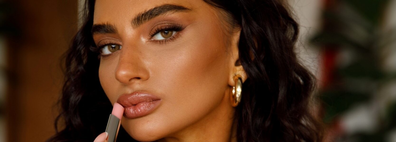 טיפוח והזנת העור והשיער עם המוצרים החדשים והעדכניים ביותר