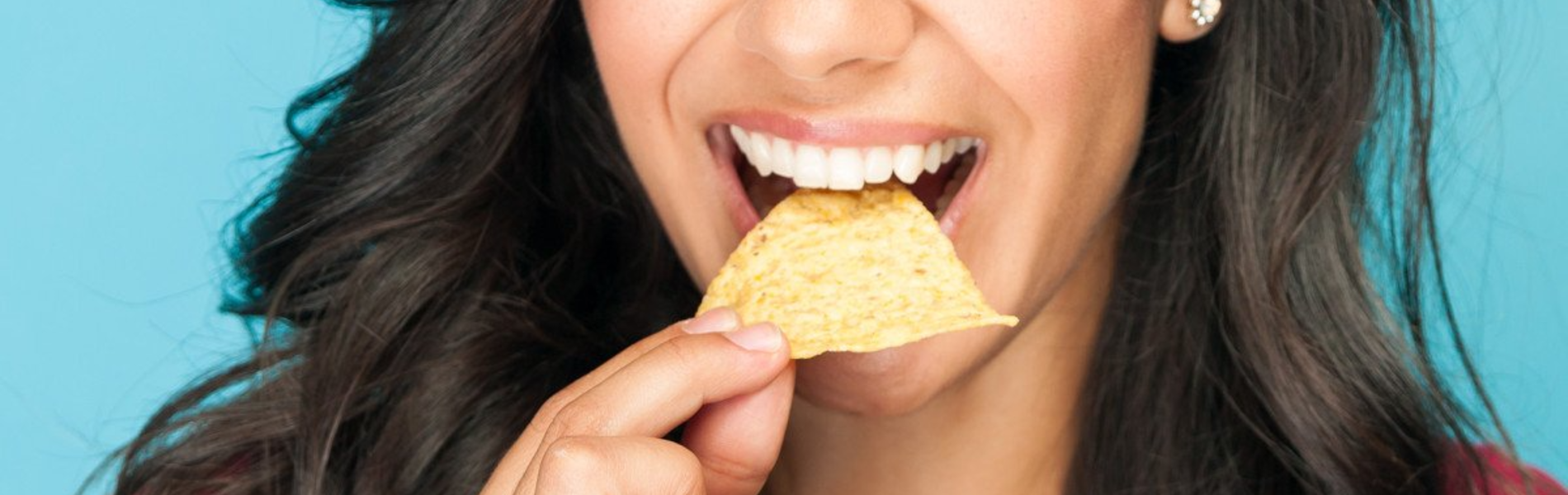 דוריטוס הודיעה: בקרוב נשיק צ'יפס מיוחד לנשים