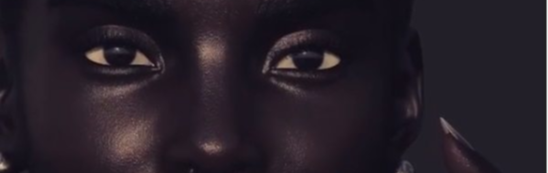 שודו: דוגמנית העל הדיגיטלית הראשונה