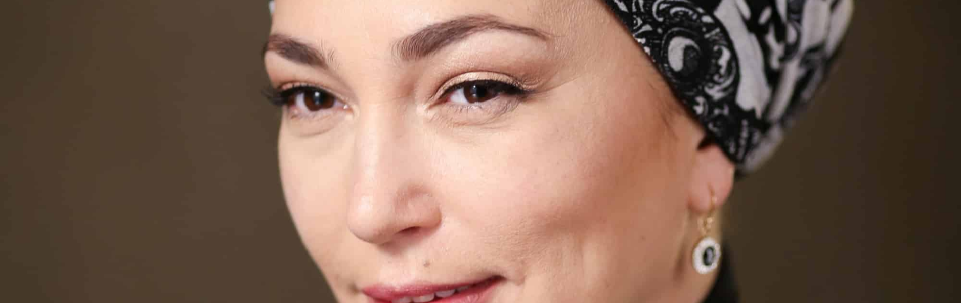 נועה ירון דיין: למה אני טסה 4 פעמים בשנה לקבר של רבי נחמן באומן