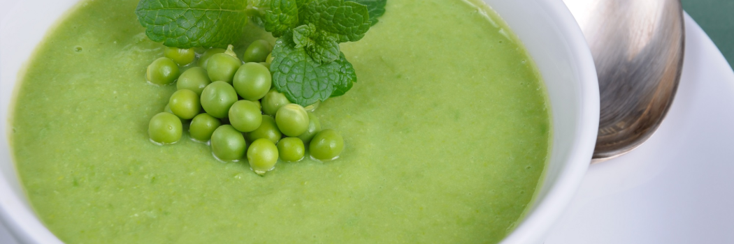 מרק אפונה קר לימים חמים