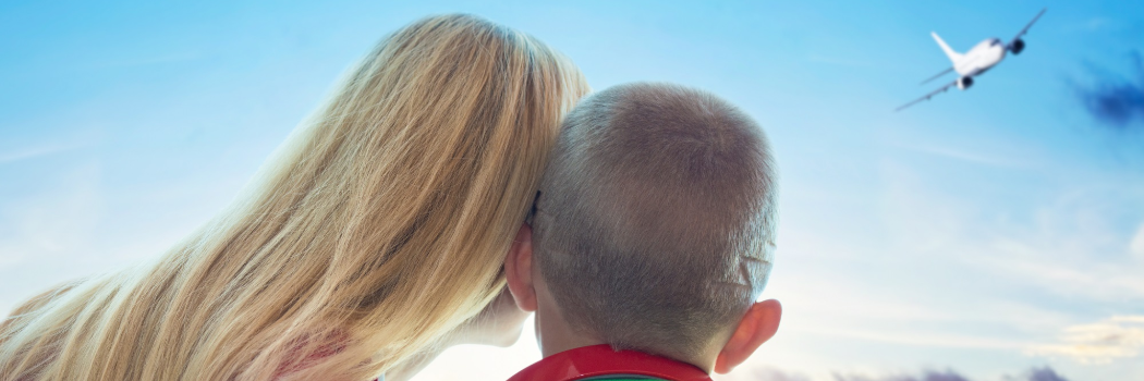 כשכולם מסביב טסים – איך אומרים לילד בן 5 שאנחנו נשארים בארץ?