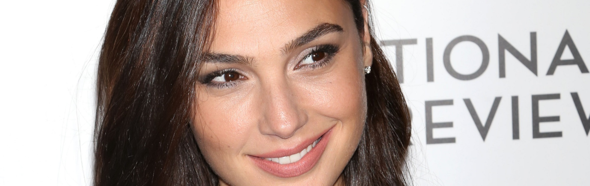 גל גדות מעלה סרטון שלה מתאגרפת, והרשת משתגעת על זה