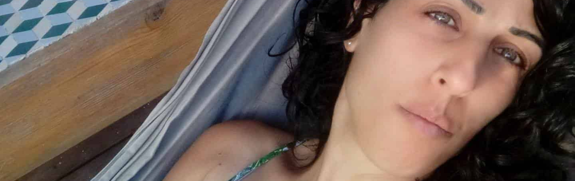 "הרופאה אמרה לי 'את עוד תהיי סבתא', ואני רק רציתי לצרוח שעוד לא הספקתי להשתזף טופלס בסיני"