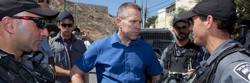 גלעד ארדן לא חושב שרצח נשים זו בעיה בישראל, רק חבל שהוא השר לביטחון פנים