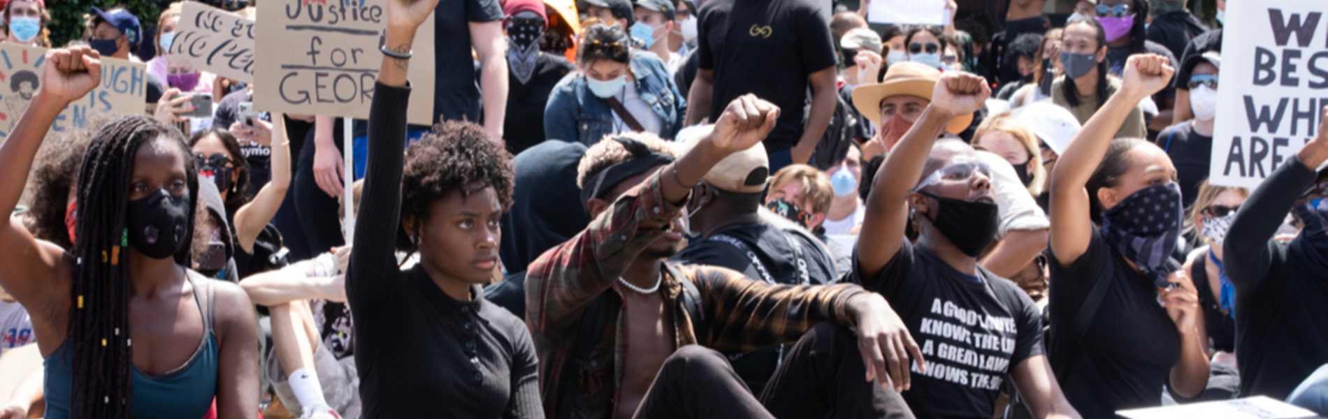 "תגידו תודה שאתם לא באמריקה"? צעירי המחאה הישראלים מזועזעים ממה שקורה שם ופה