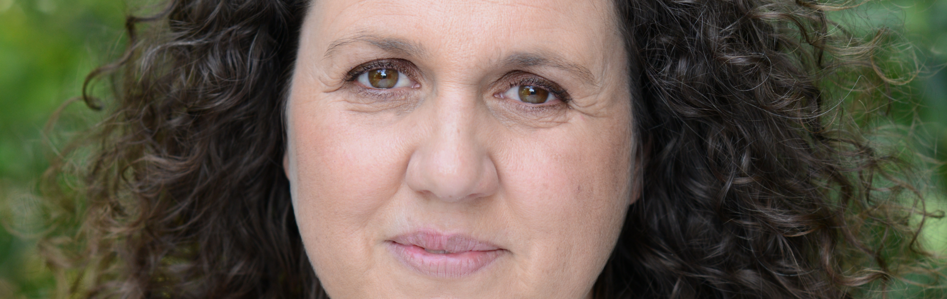 יתומת צה"ל? "מדינת ישראל חושבת שכל מה שאני שווה זה רק כרטיס מפלסטיק בארנק"