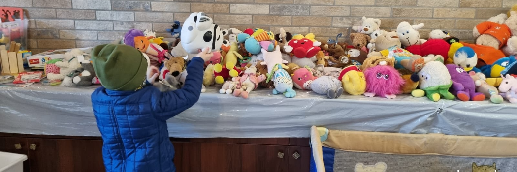 יומן הצלה מצולם: "נסעתי לפולין להבטיח שכל אישה וילדה יגיעו בבטחה"