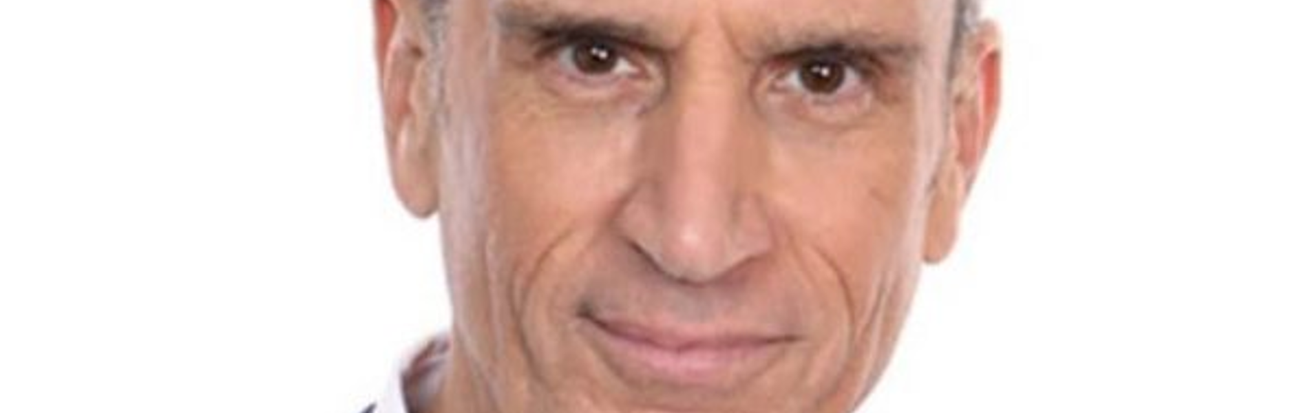 אברי גלעד, מפריע לך הישבן החשוף או שלא אישרת את הלוק הזה?