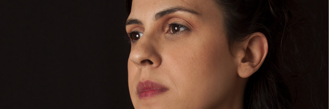 שיר זלצמן איבדה את אמא שלה וכמעט איבדה את בנה לפני שהכריזה על עצמה 'ציירת'